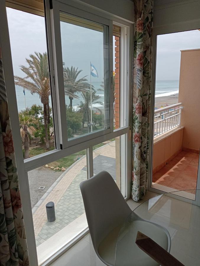 Primera Linea De Playa A 10 Min Estepona San Luis de Sabinillas Εξωτερικό φωτογραφία